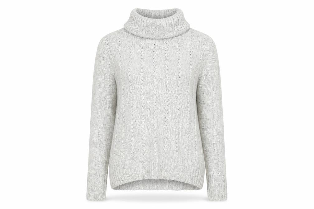 Front view of M&Co women’s white knit jumper, size UK 14