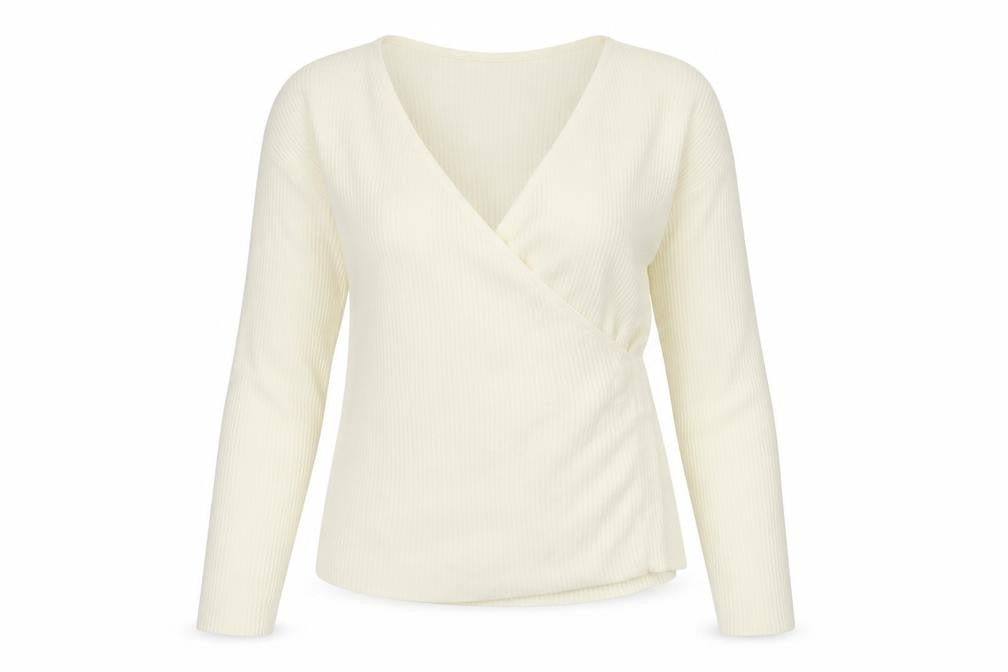 Front view of Signature Classic women’s ivory jumper, size S