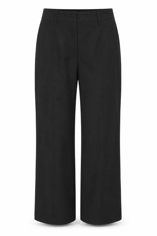 Front view of PRETTYLITTLETHING women’s black trousers, size UK 8, 28-inch leg