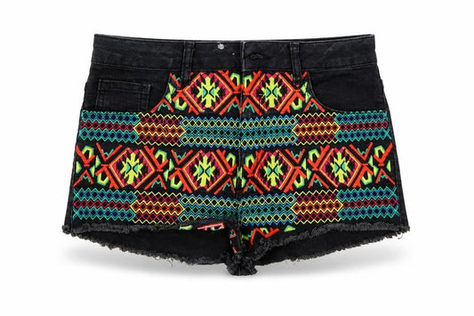 Front view of Topshop women’s black bermuda shorts, size UK 28
