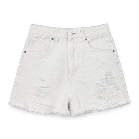 Front view of Boohoo women’s white bermuda shorts, size UK 6