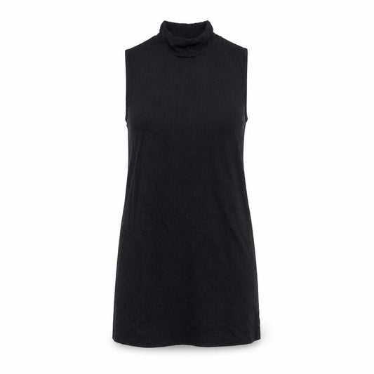 Front view of F&F women’s black a-line, size UK 6