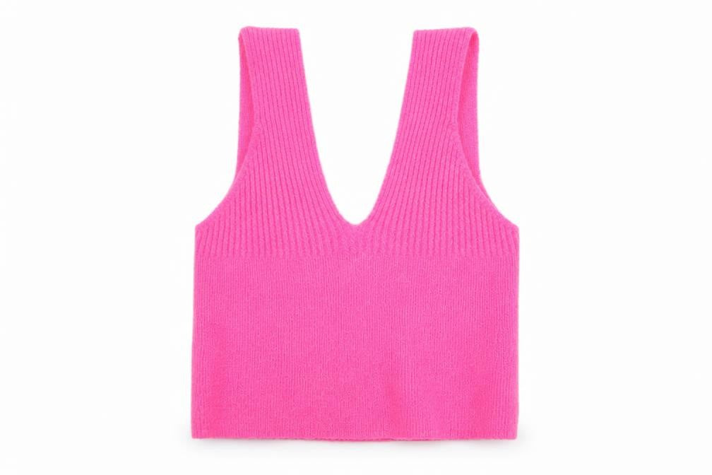 Front view of Bershka women’s pink cropped tank, size M