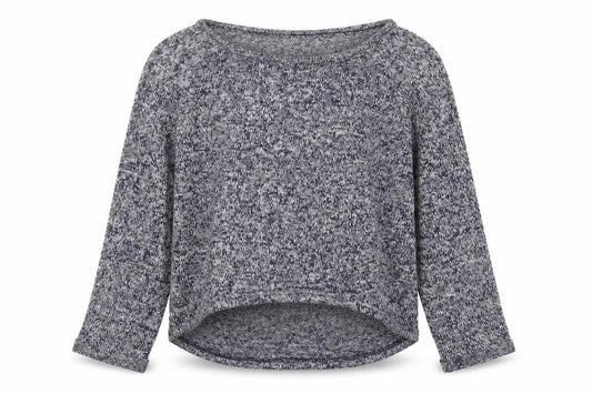 Front view of New Look girls’ blue basic t-shirt, size 14-15, years