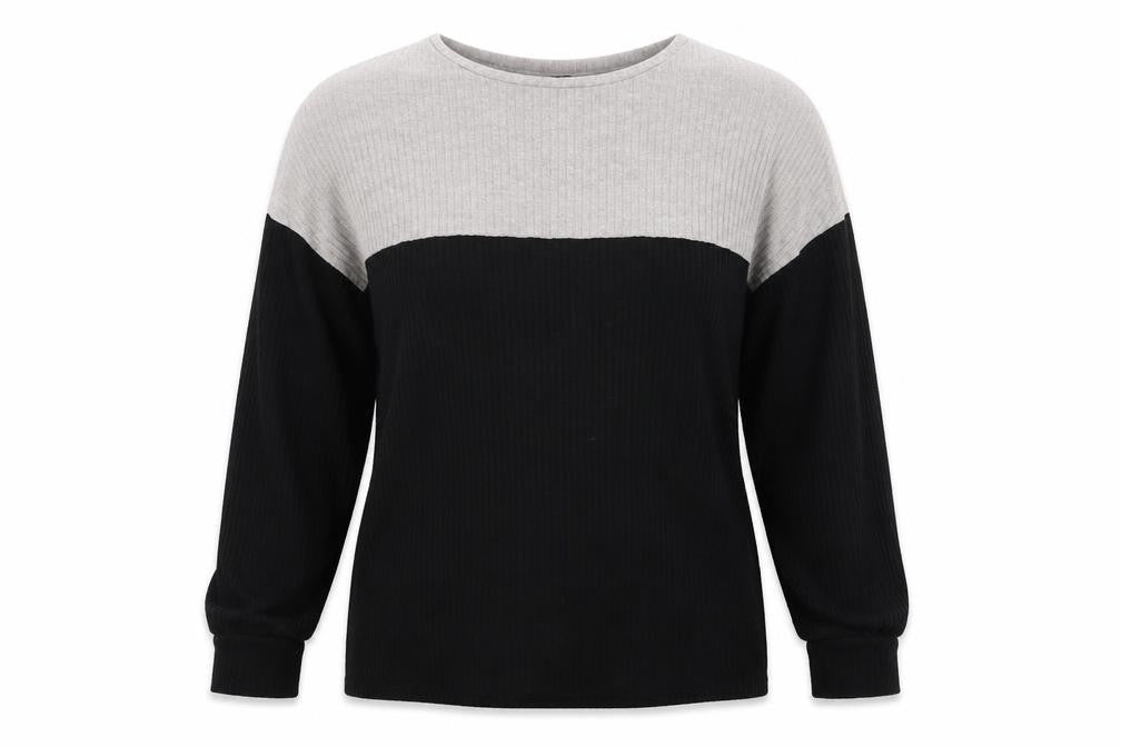 Front view of SHEIN Shien women’s black knit jumper, size L