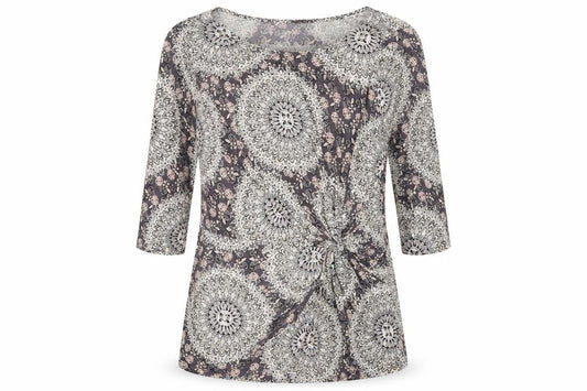 Front view of F&F women’s grey geometric basic t-shirt, size UK 10