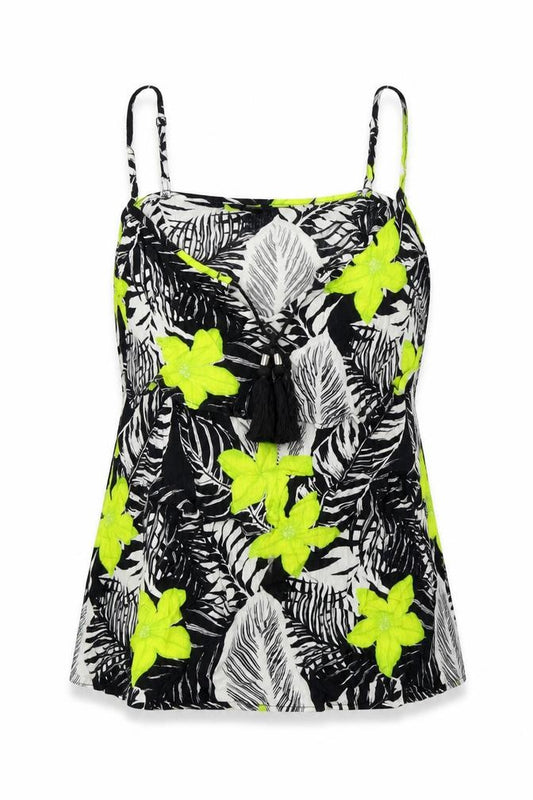 Front view of F&F women’s green floral basic t-shirt, size UK 8