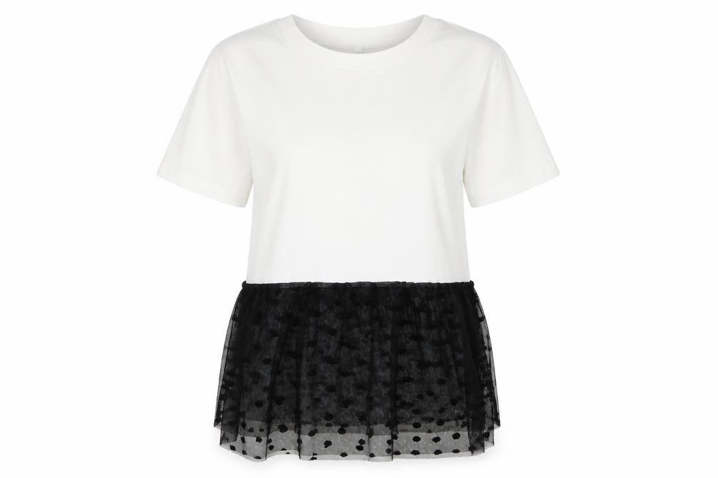 Front view of Preworn women’s white polka dot basic t-shirt, size S