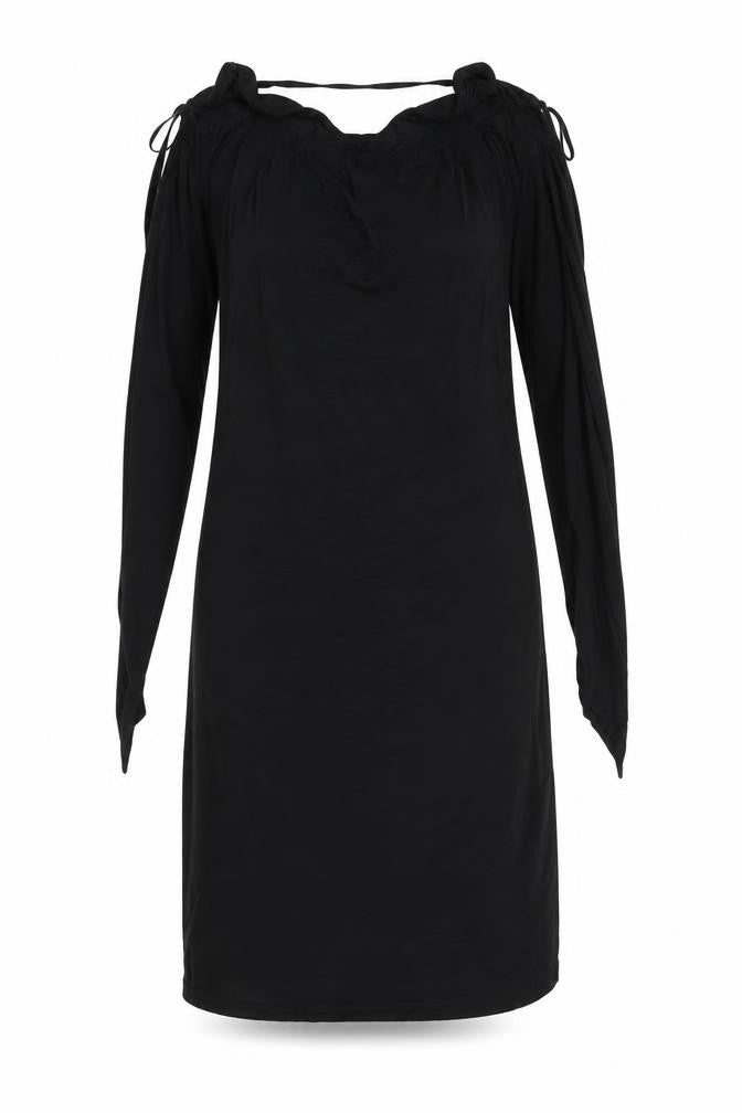Front view of Topshop women’s black a-line, size UK 10