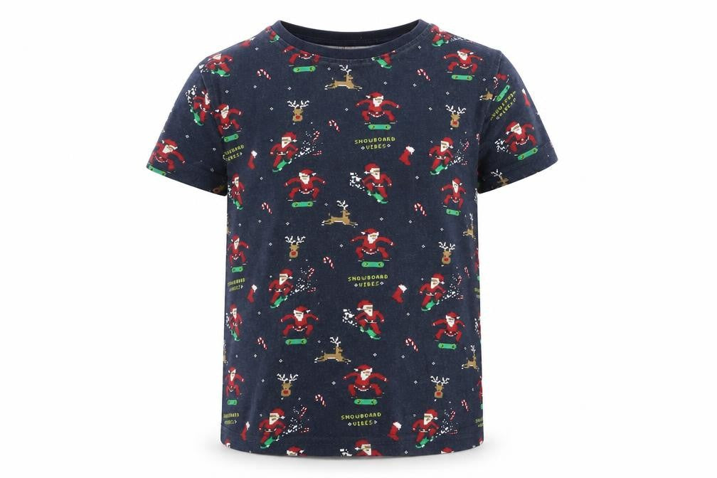 Front view of Primark boys’ blue basic t-shirt, size 5-6, years