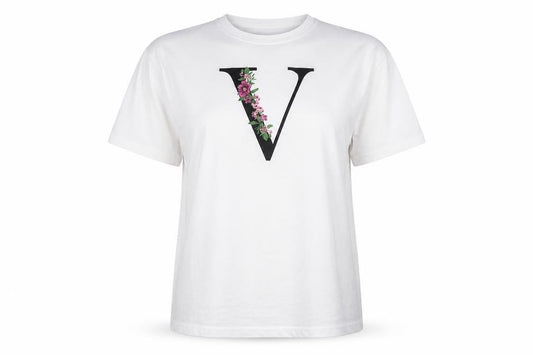 Front view of Simply Be women’s white basic t-shirt, size M