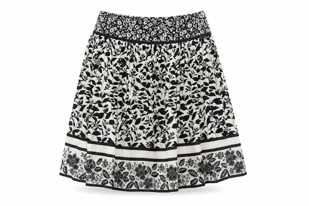 New Look  Womens Black Floral  A-Line Skirt Size 34 in