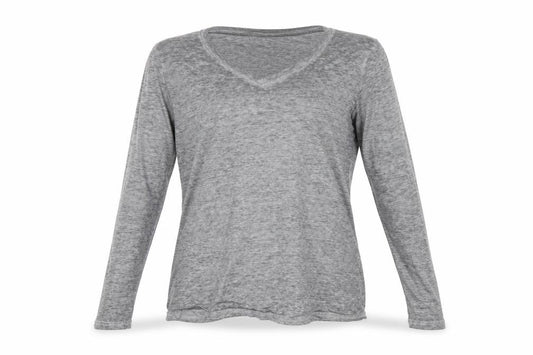 Front view of Villa women’s grey basic t-shirt, size XL