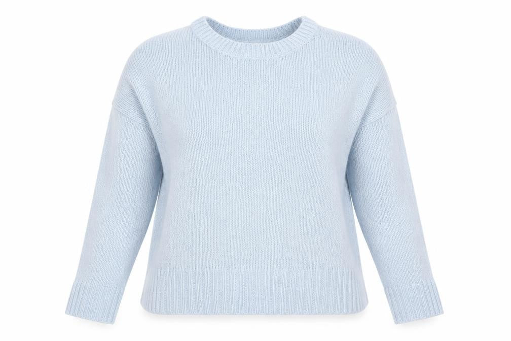 Front view of New Look women’s blue knit jumper, size M