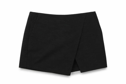 Front view of Topshop girls’ black culotte shorts, size 8, years