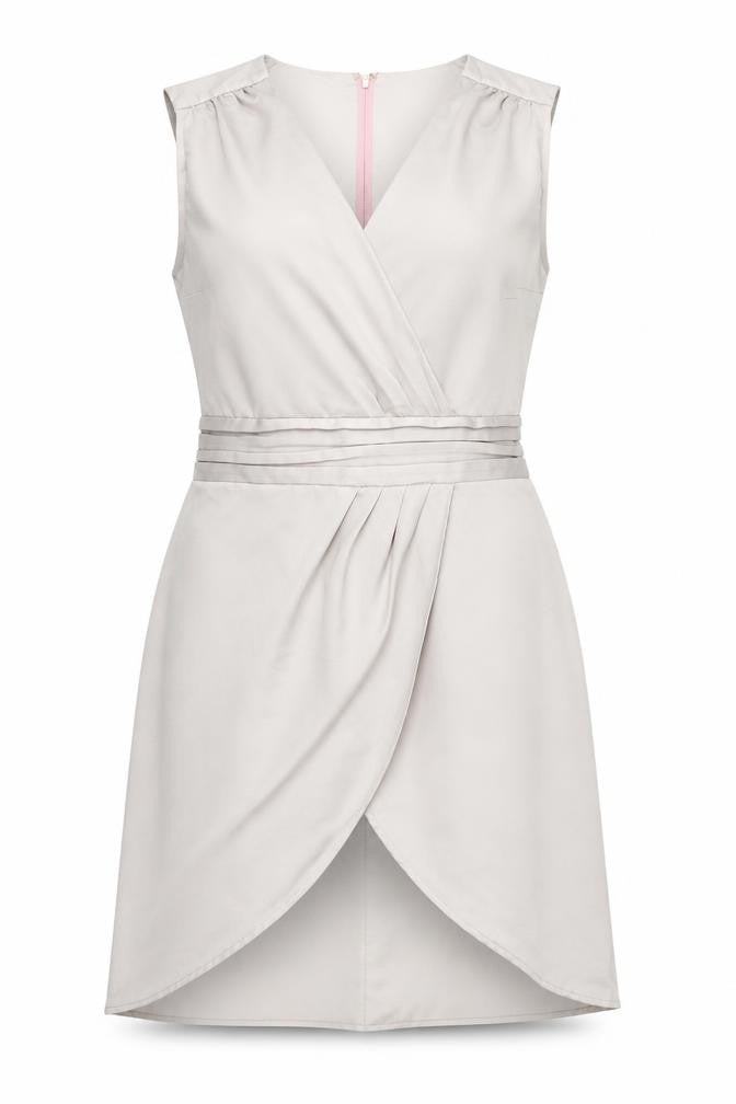 Front view of H&M women’s grey a-line, size UK 16