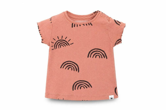 Front view of Primark girls’ orange basic t-shirt, size 6-9, months