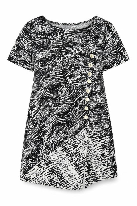 Front view of Bonprix women’s black animal print bodycon, size L