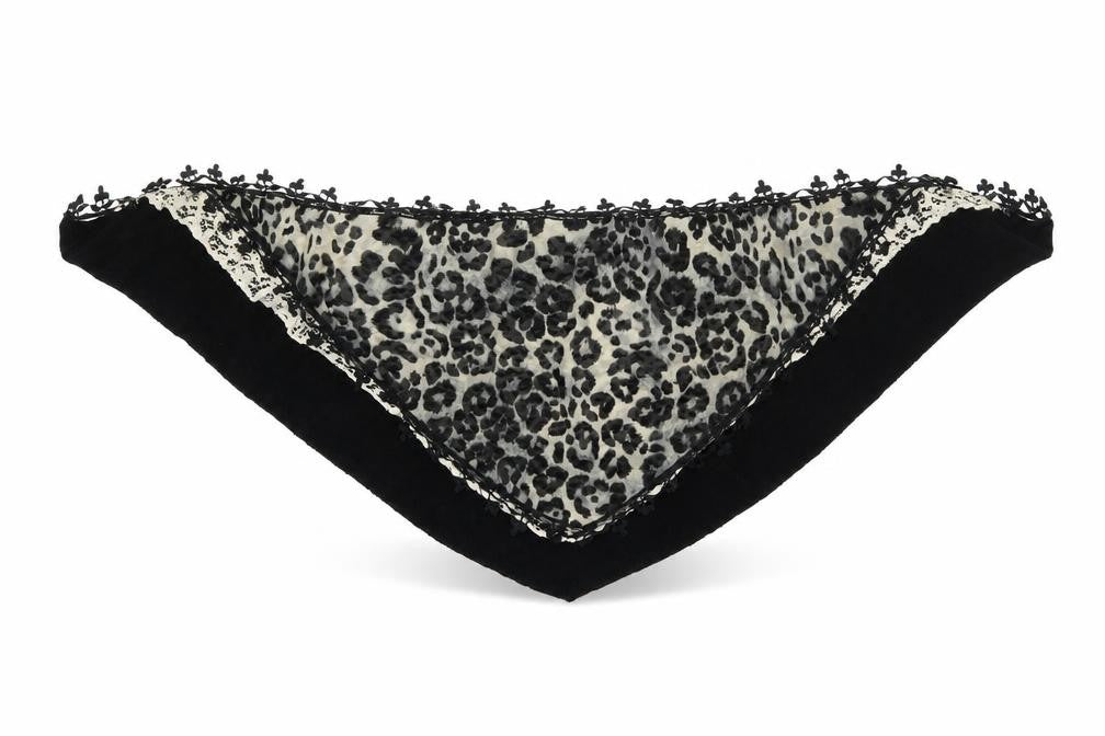 Preworn Womens Black Animal Print Knit  Shawl/Wrap