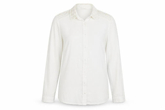 Front view of ES women’s white basic button-up, size M