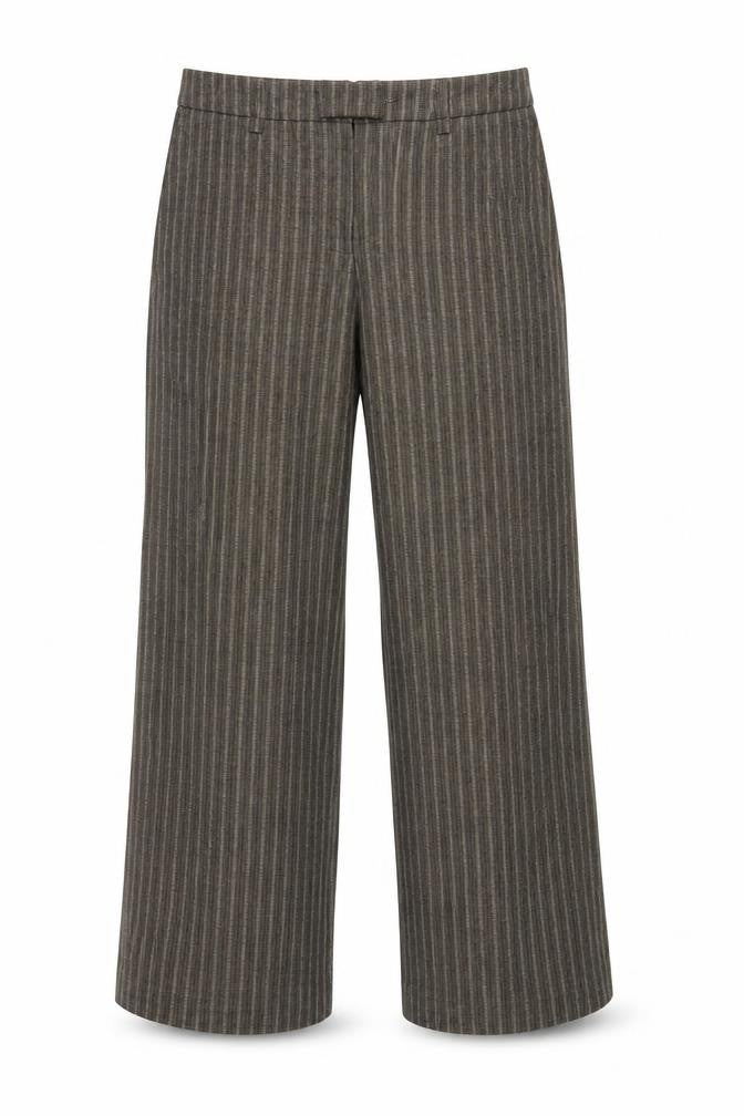 Front view of H&M women’s green trousers, size UK 32, in, 29-inch leg
