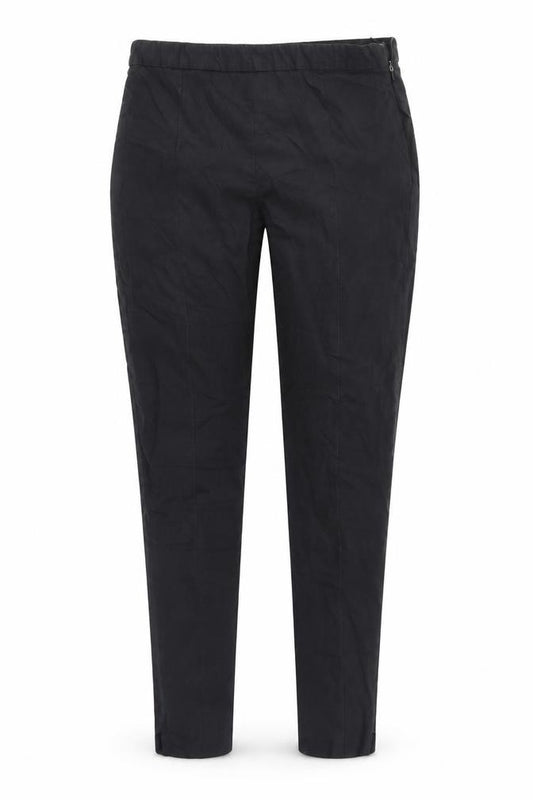 Front view of ASOS women’s black trousers, size UK 8, 25-inch leg