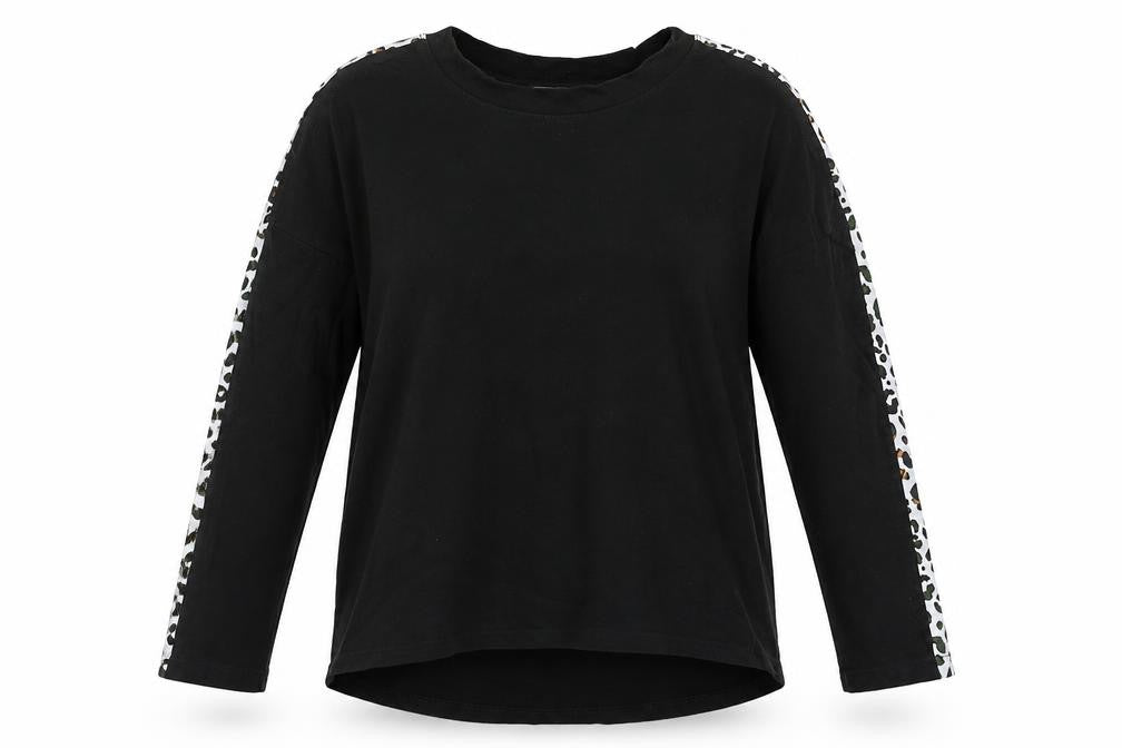 Lacony Womens Black   Pullover Sweatshirt Size M  - Animal Print Stripe on Arms