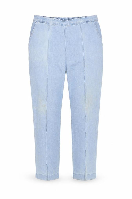 Front view of women’s blue mom jeans, size UK 30, 25-inch leg