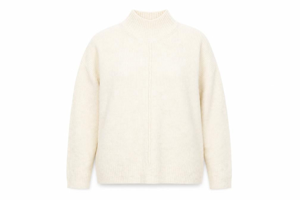 Front view of New Look women’s ivory jumper, size L