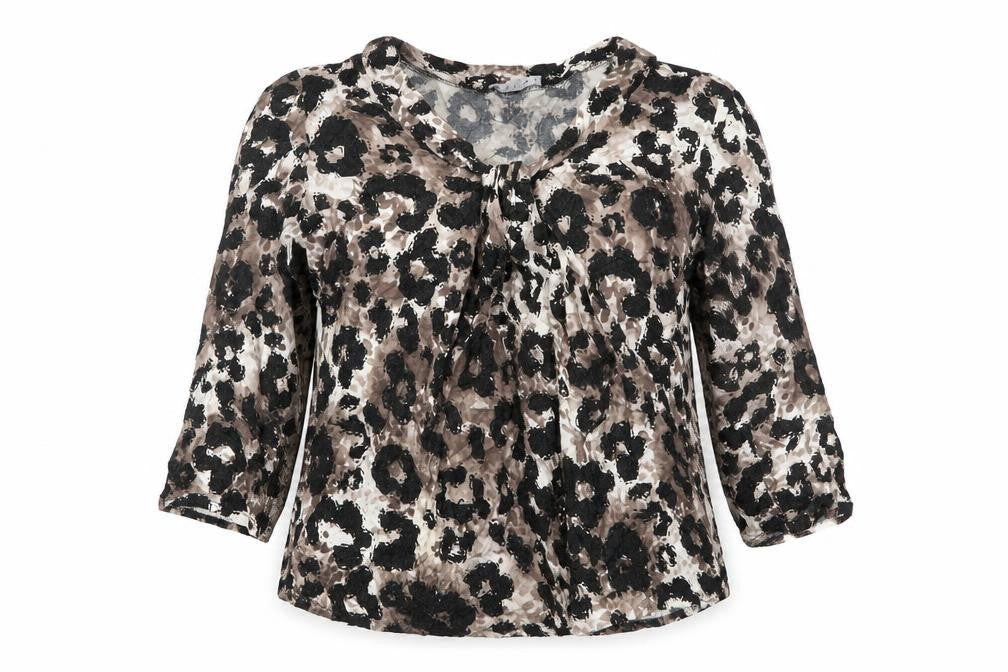 Front view of VINCI women’s brown animal print basic t-shirt, size UK 16