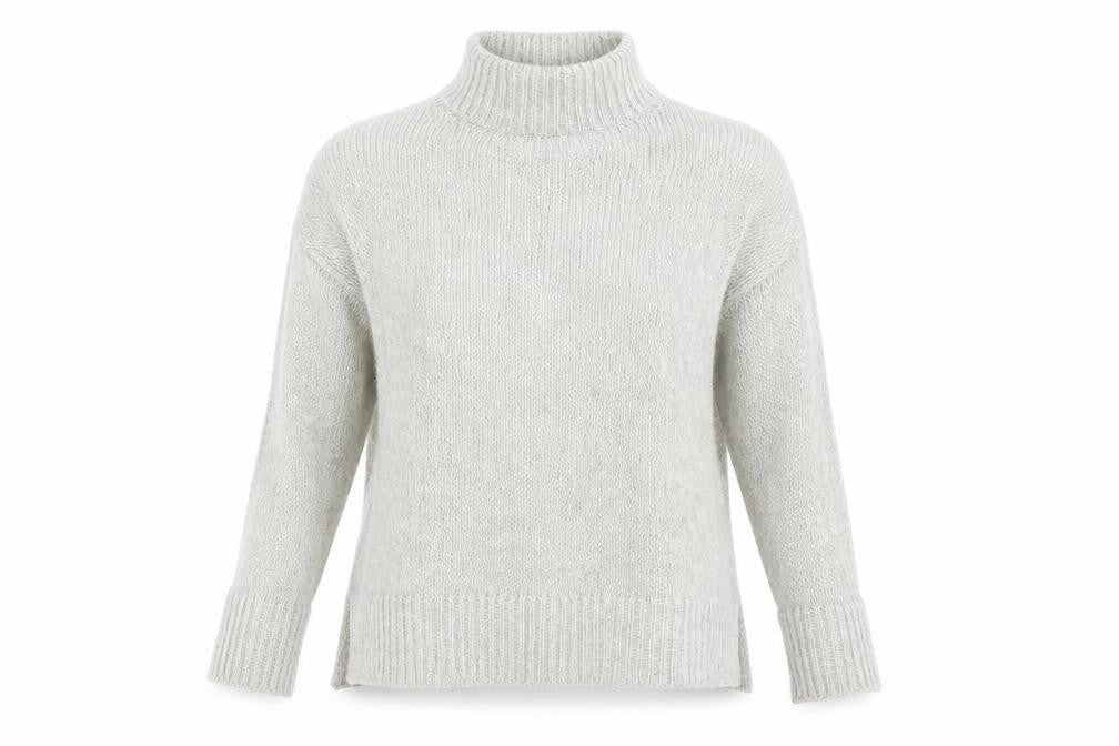 Front view of New Look women’s grey jumper, size S