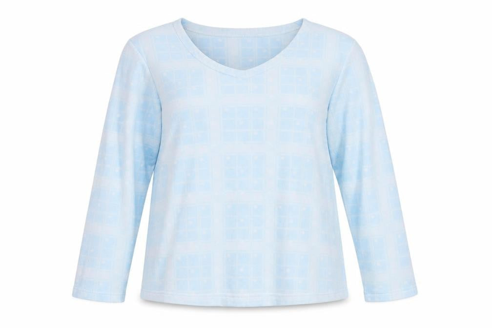Front view of Bonmarché women’s blue argyle/diamond pullover sweatshirt, size UK 20