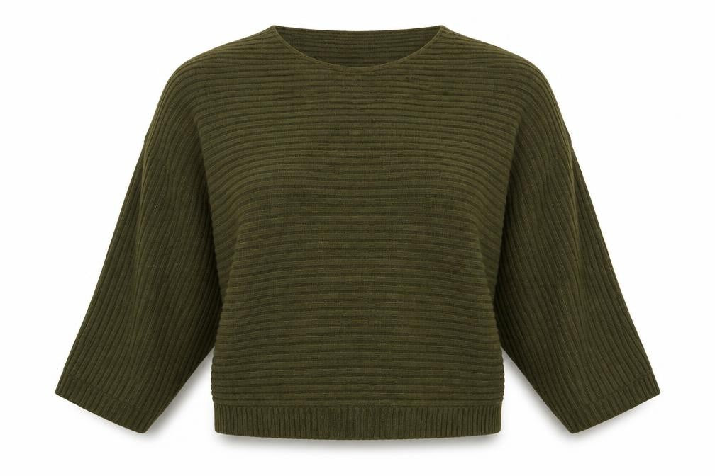 Front view of New Look women’s green jumper, size L