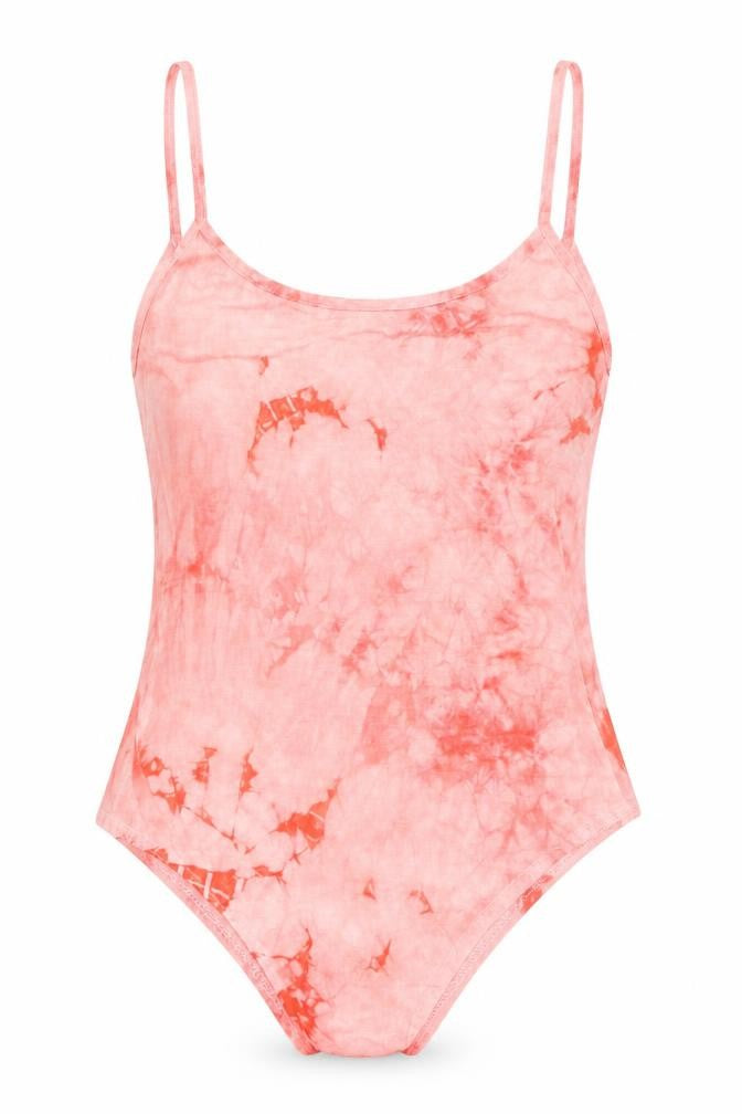 Front view of Missguided women’s pink camisole blouse, size UK 10