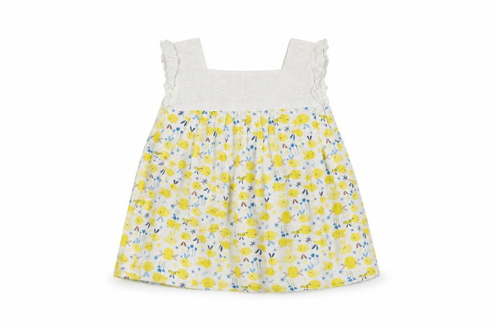 Front view of Tu Baby White Floral Basic T-Shirt, size 6-9, Months