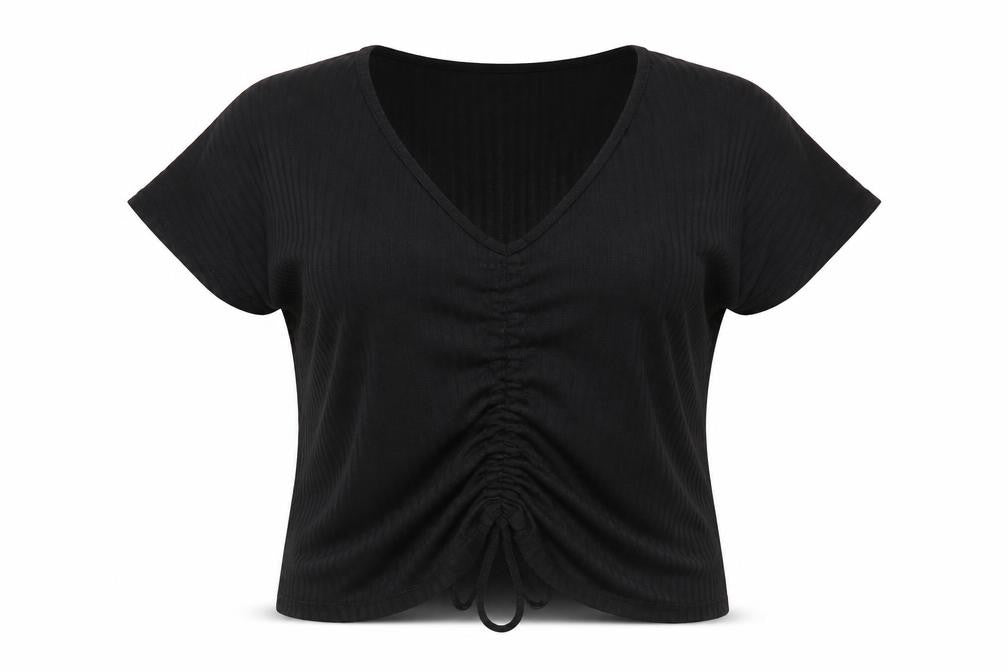 Front view of New Look women’s black basic blouse, size L