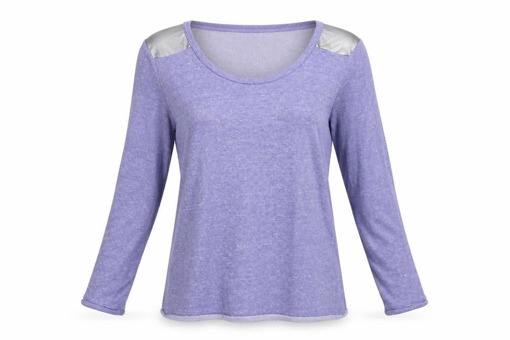 Front view of Sweewë women’s blue basic t-shirt, size M