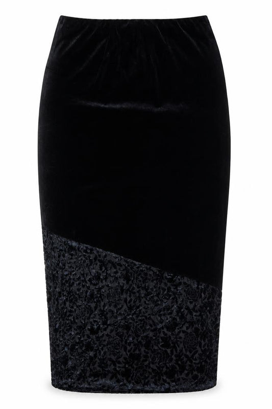 Front view of Principles women’s black animal print straight & pencil skirt, size UK 32, in
