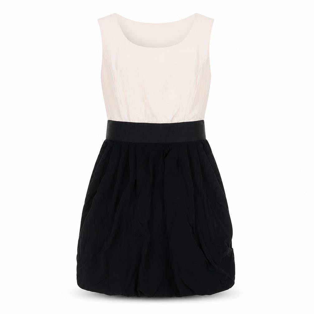 Front view of H&M women’s pink fit & flare, size UK 10