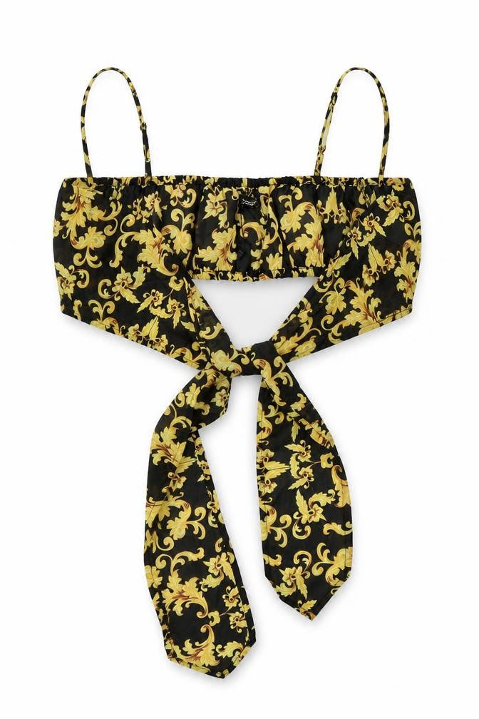 Front view of Boohoo women’s black floral cropped blouse, size M