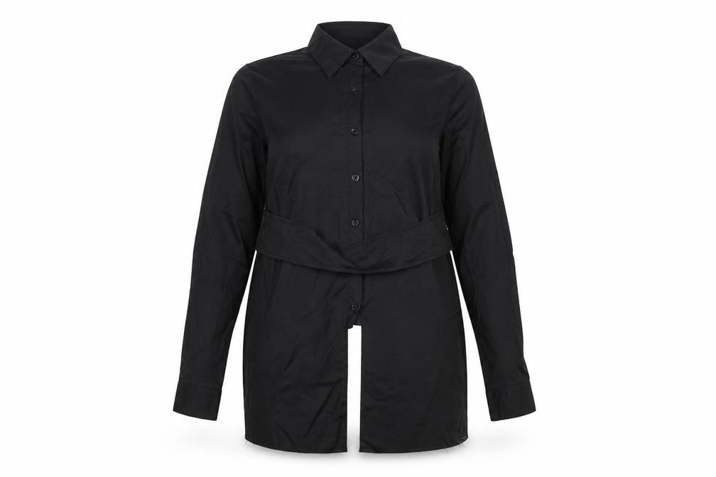 Front view of Boohoo women’s black basic button-up, size UK 8