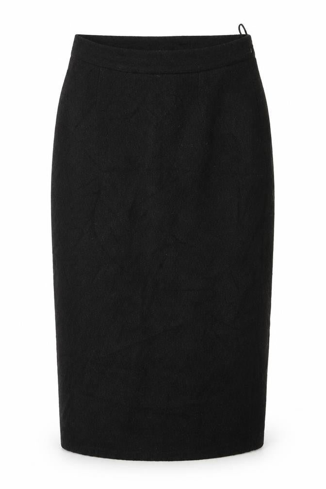 Front view of Preworn women’s black straight & pencil set, size UK 14