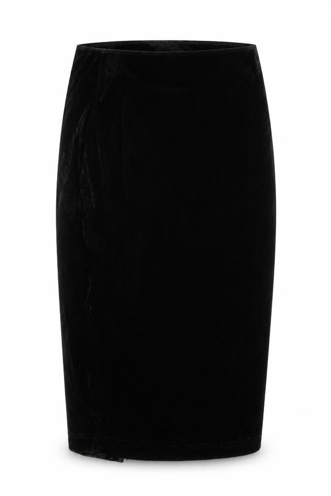 Front view of Primark women’s black straight & pencil set, size UK 8