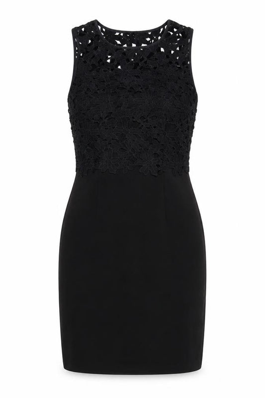 Front view of H&M women’s black a-line, size M