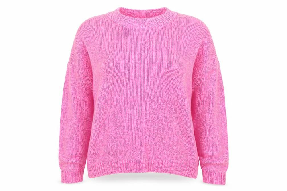 Front view of New Look women’s pink jumper, size L