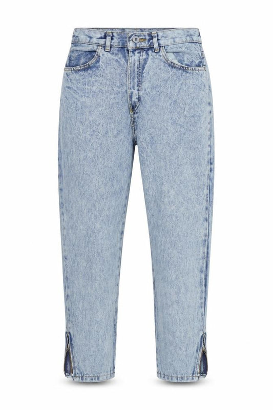 Front view of women’s blue denim mom jeans, size UK 26, in, 25-inch leg