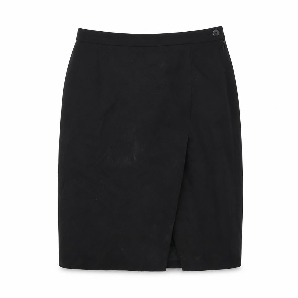 Front view of Mondi women’s black a-line skirt, size UK 26, in
