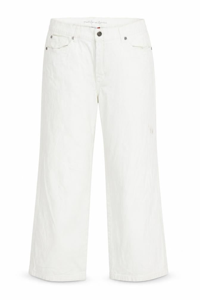 Front view of Benotti women’s white bootcut jeans, size UK 12, 25-inch leg