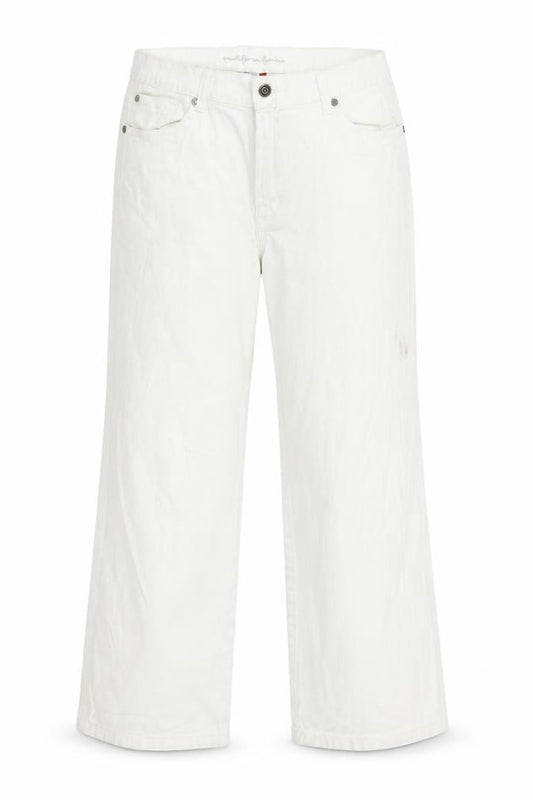 Front view of Benotti women’s white bootcut jeans, size UK 12, 25-inch leg