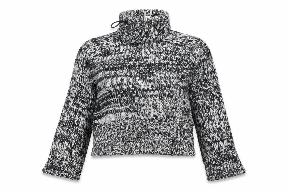 Front view of H&M women’s white jumper, size M